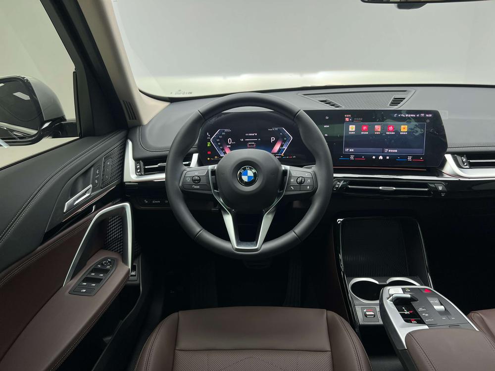 BMW X1 2023 صورة سيارة #19
