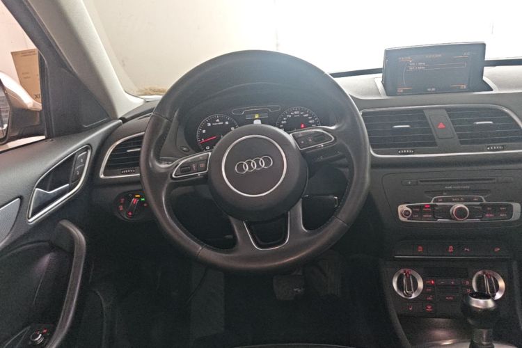 Audi Q3 2015 #11 Audi Q3 2015 car image #11