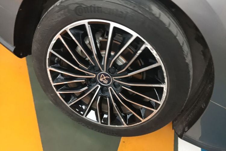 BYD Han 2022 imagen de coche #10