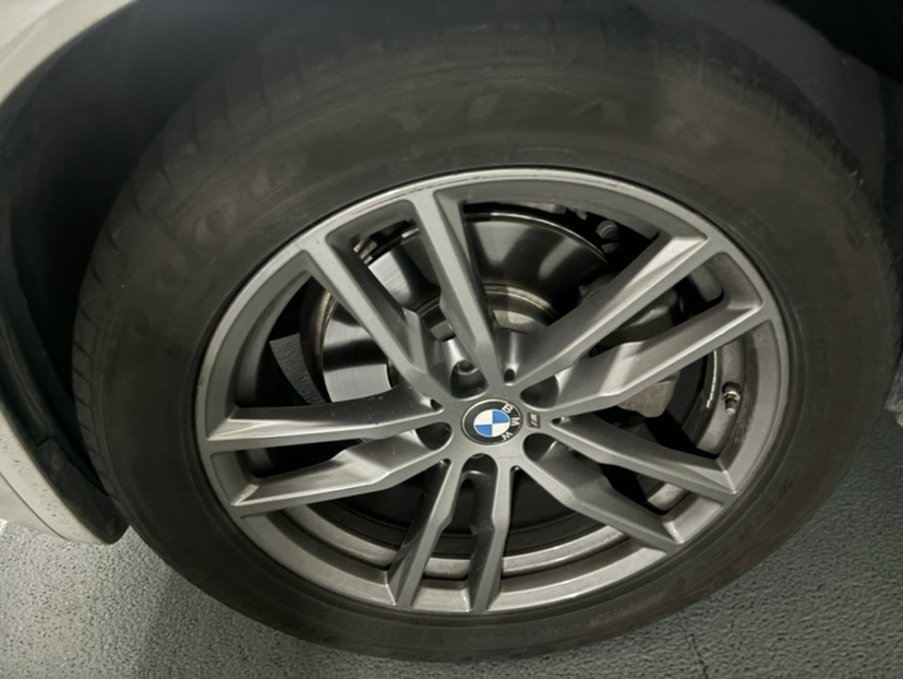 BMW X3 2020 car image #14