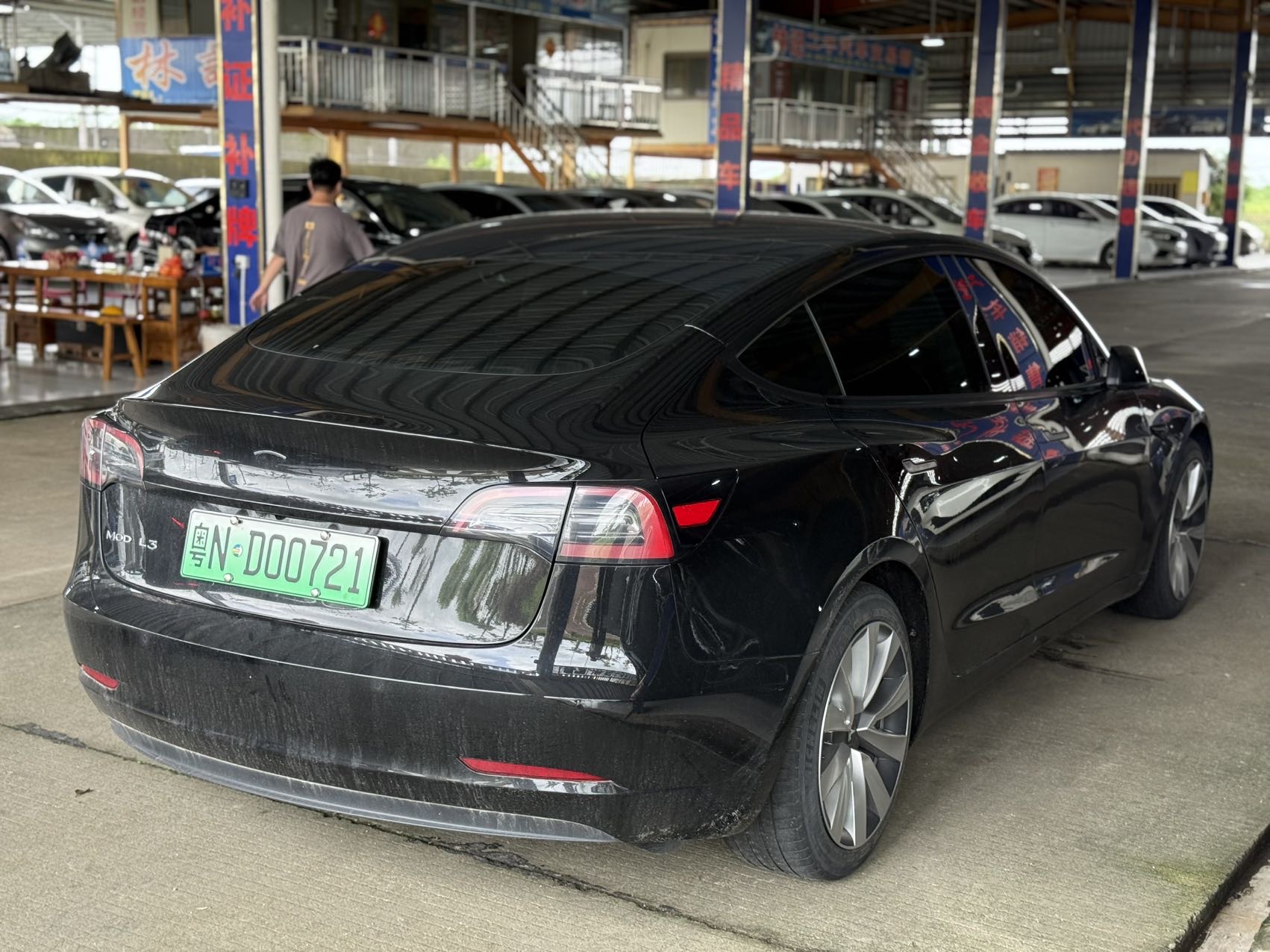 Tesla Model 3 2022 car image #7