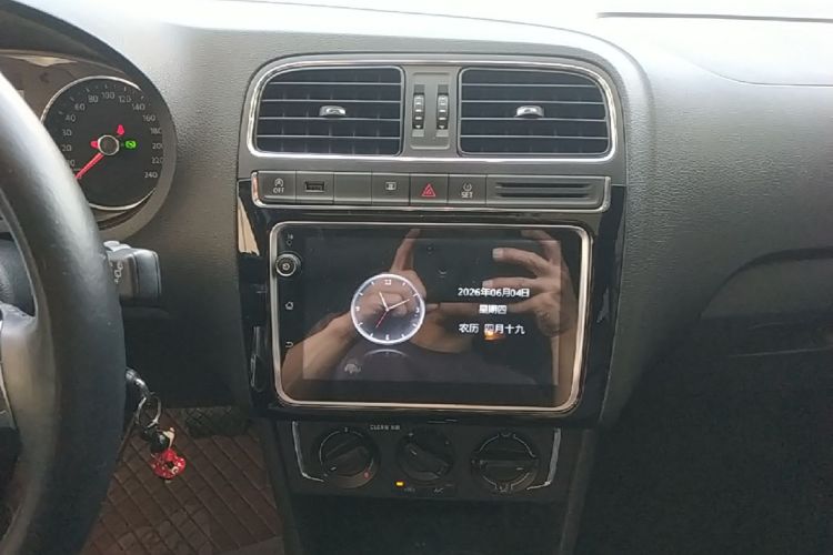 Volkswagen Polo 2019 #17 Volkswagen Polo 2019 car image #17