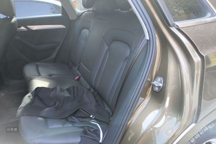 Audi Q3 2016 #19 Audi Q3 2016 car image #19