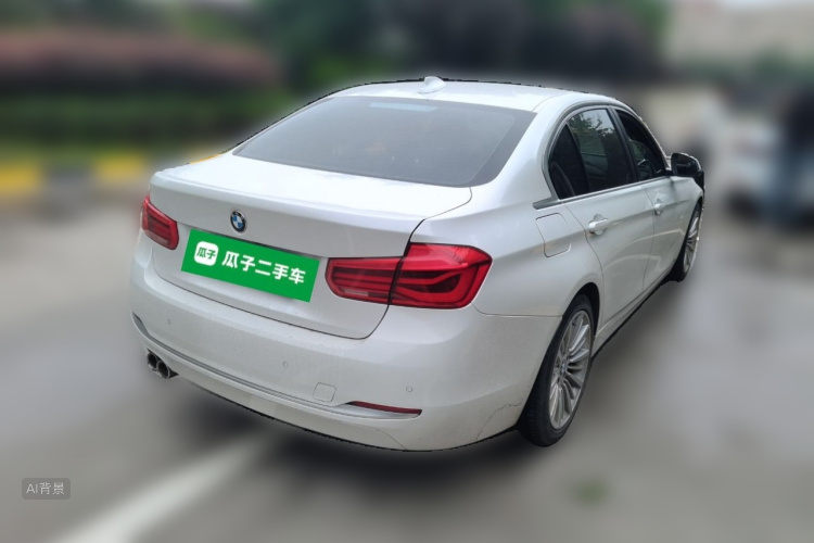 BMW 3 Series 2018 immagine di auto #7