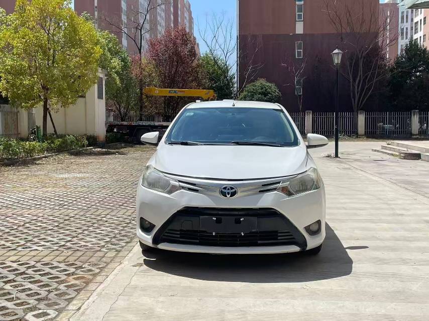 Toyota Vios 2015 изображение автомобиля #4