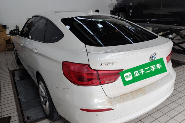 BMW 3 Series GT 2018 car image #5