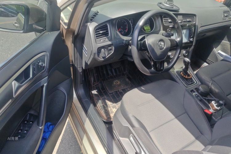 Volkswagen Golf 2014 car image #18