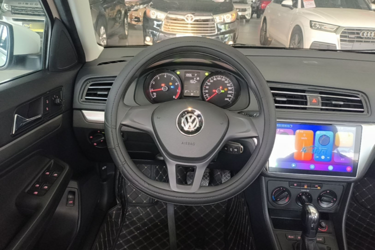 Volkswagen Lavida 2020 car image #11