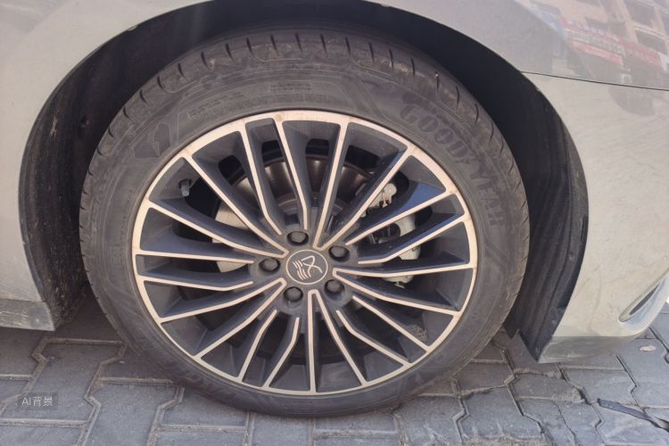 BYD Han 2024 car image #9