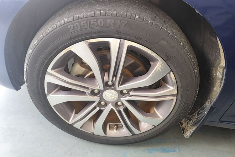 GEELY Emgrand GL 2018 car image #9