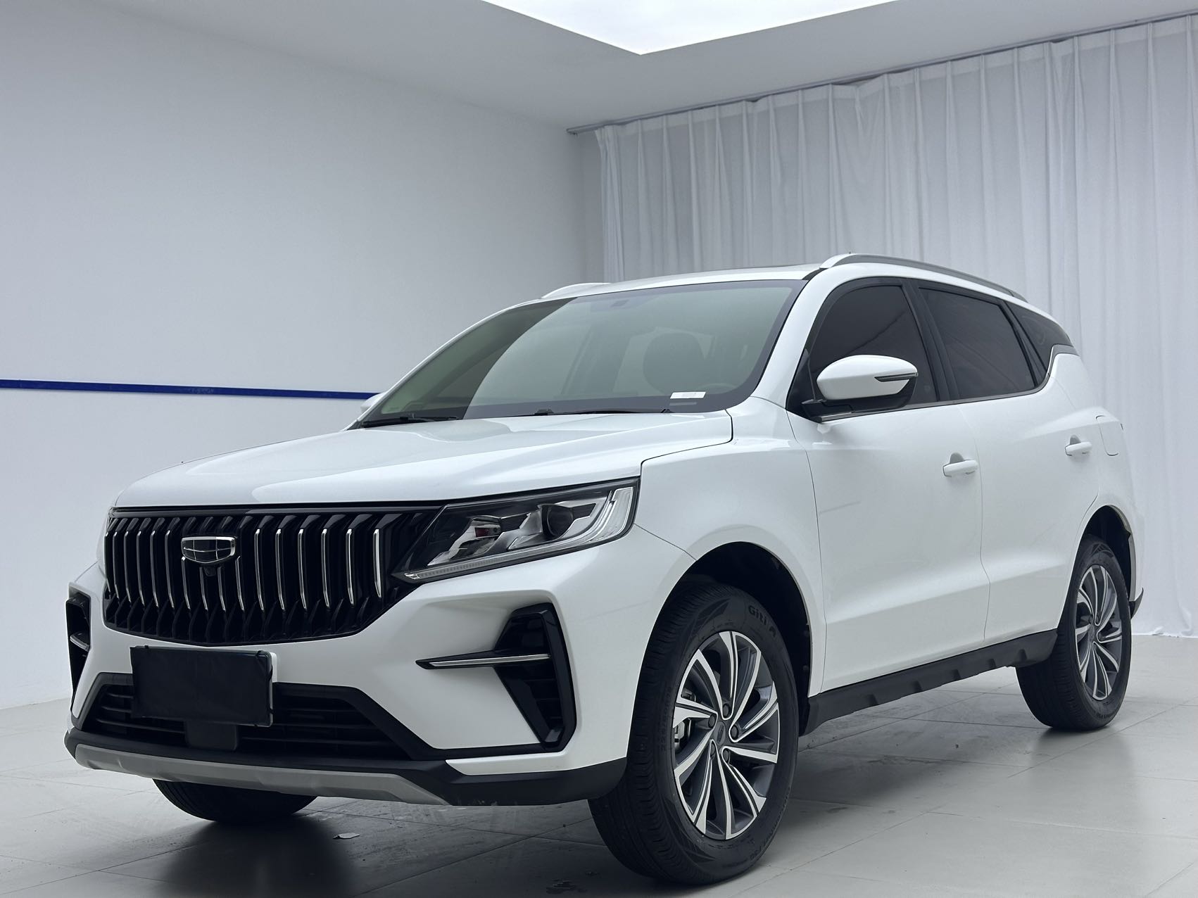 GEELY Vision X6 2023 car image 