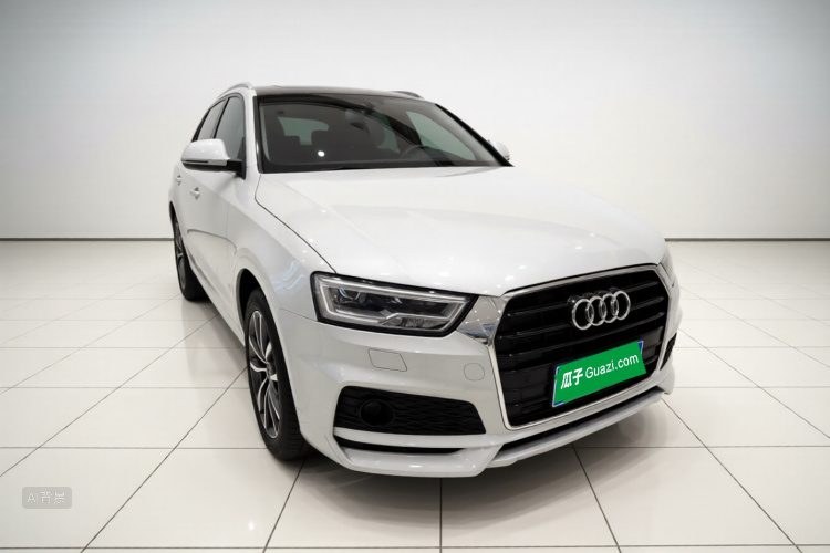 Audi Q3 2019 car image #4