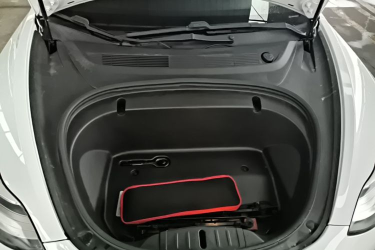 Tesla Model 3 2020 #20 Tesla Model 3 2020 صورة سيارة #20