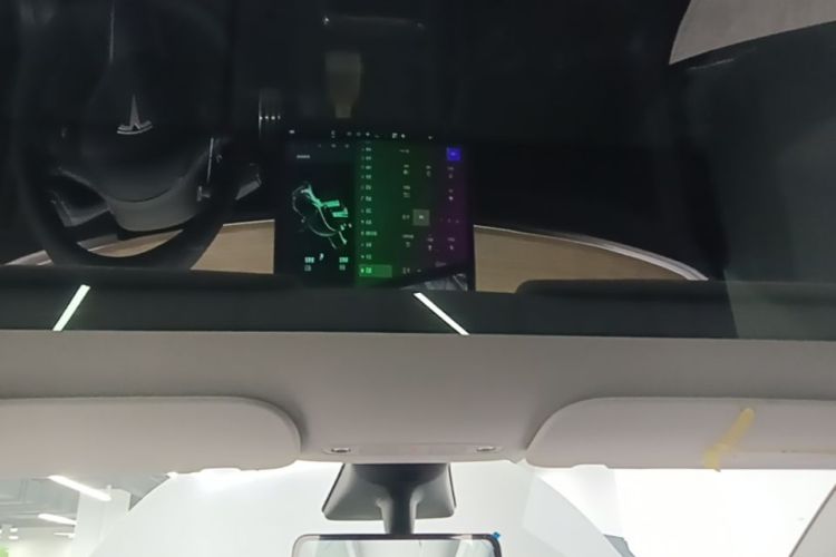 Tesla Model Y 2021 #18 Tesla Model Y 2021 صورة سيارة #18