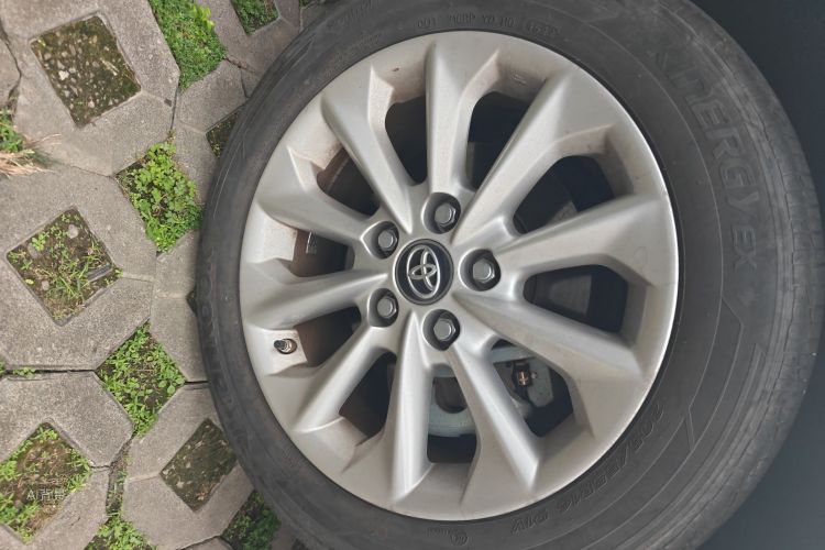 Toyota Corolla 2023 car image #9