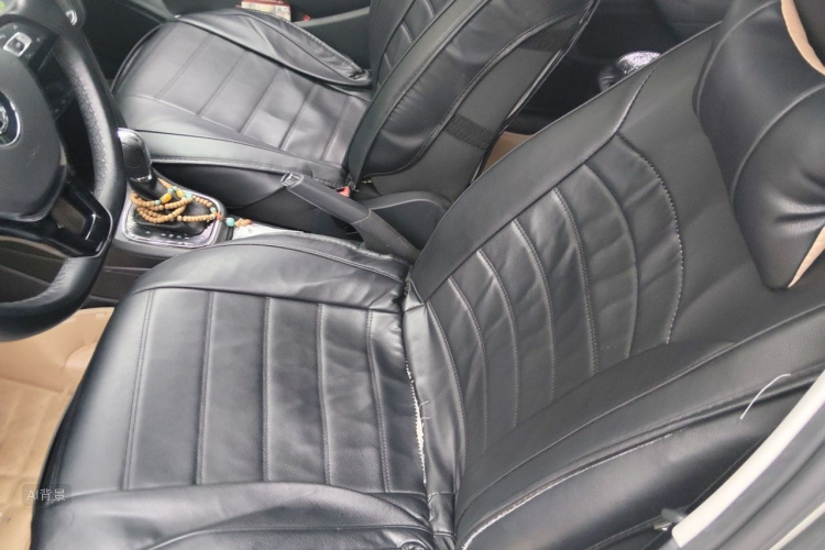 Volkswagen Polo 2019 car image #17