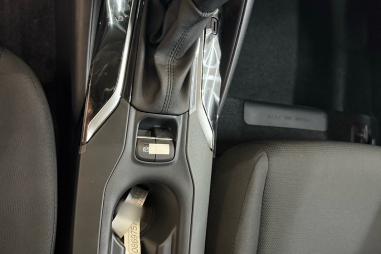 Toyota Corolla 2025 car image #8
