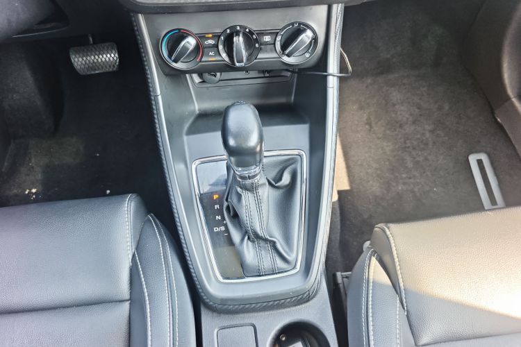 MG ZS 2018 #17 MG ZS 2018 car image #17
