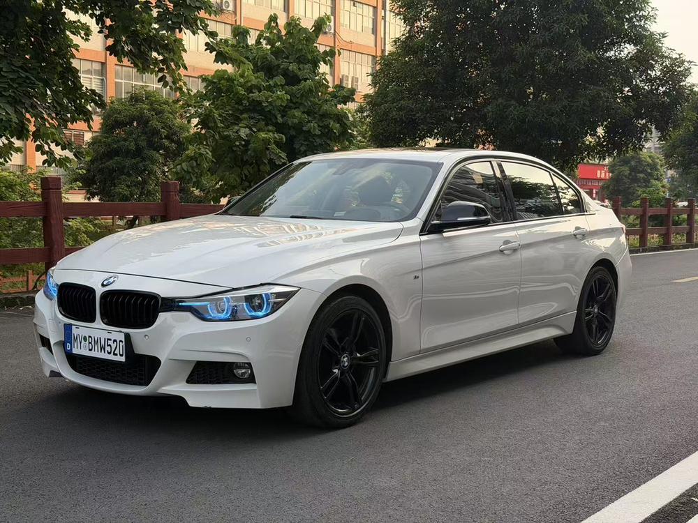 BMW 3 Series 2019 BMW 3 Series 2019 car image
