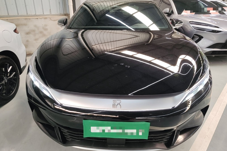 BYD Han 2025 car image #3