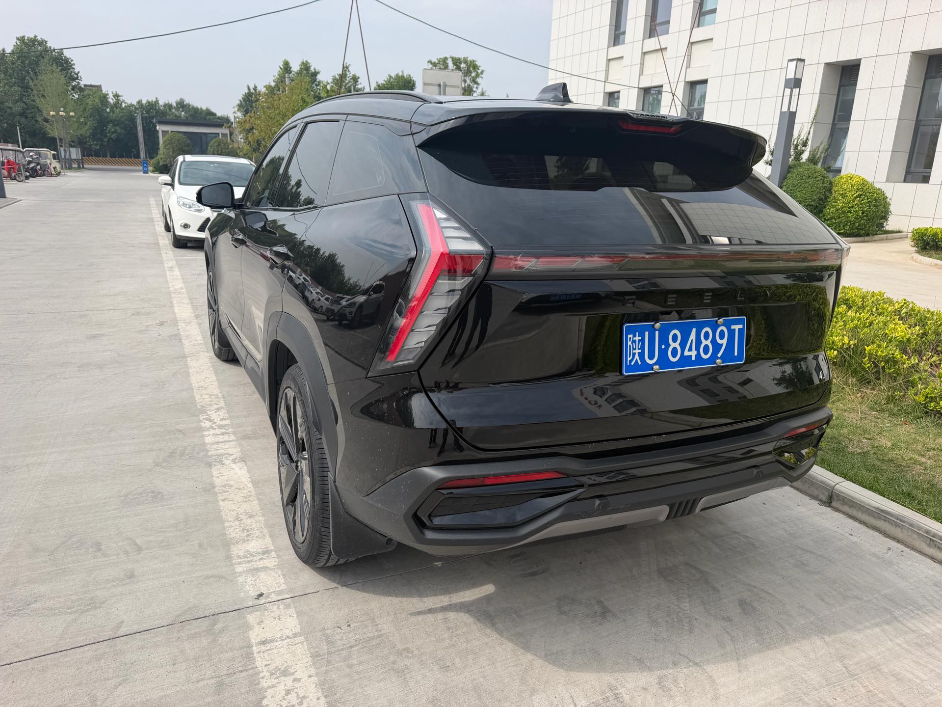 GEELY Boyue L 2023 car image #5