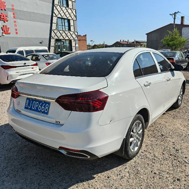 GEELY Emgrand 2020 car image #7
