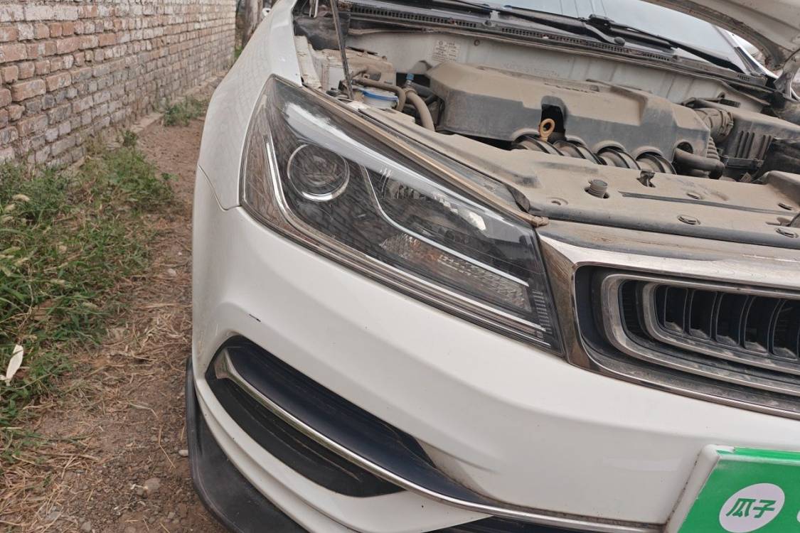 GEELY Emgrand 2018 car image #7