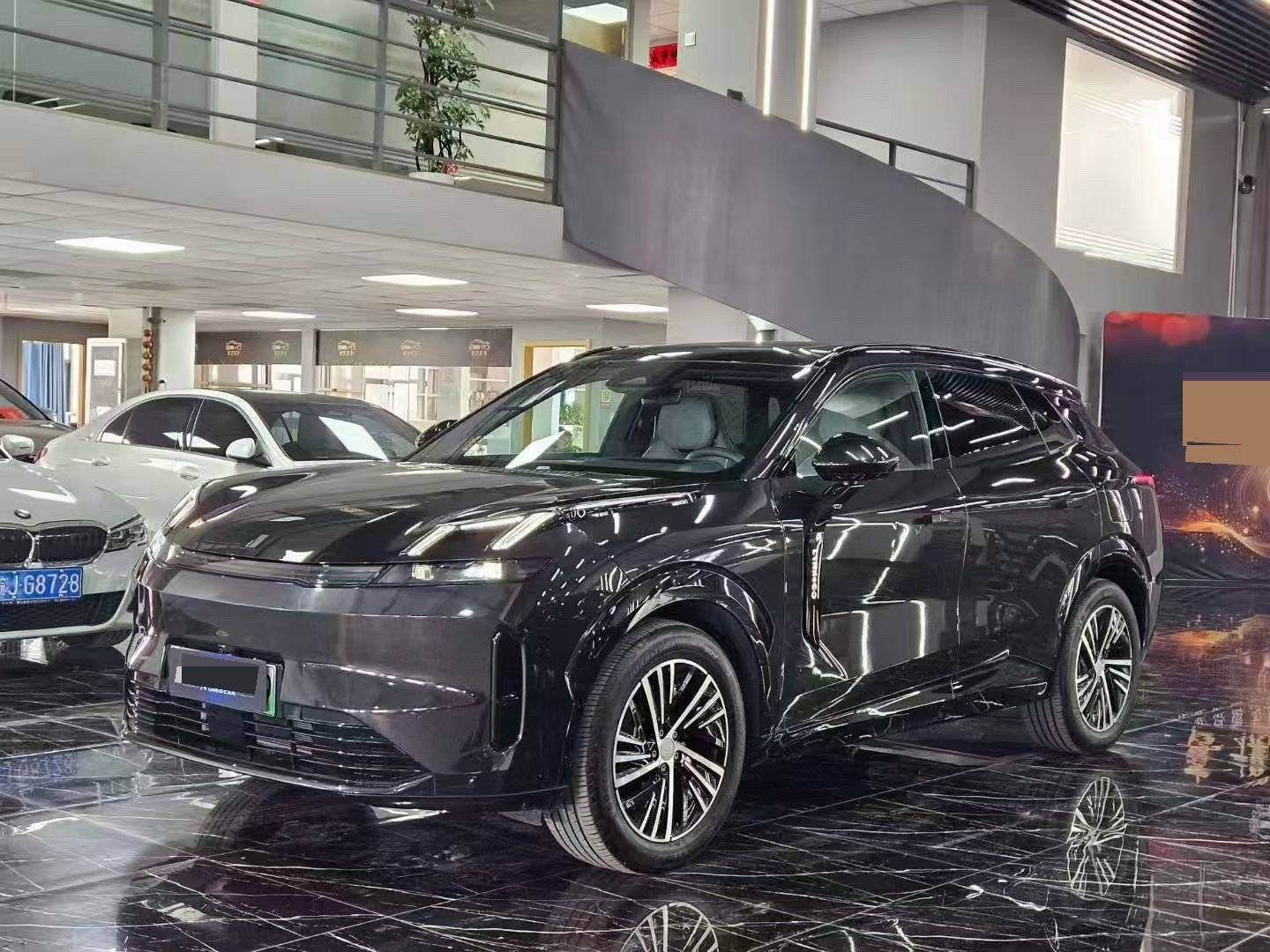 Tesla Model 3 2021 car image 