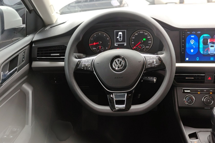 Volkswagen Lavida 2019 #11 Volkswagen Lavida 2019 car image #11