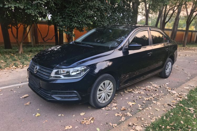 Volkswagen Santana 2021 car image #2