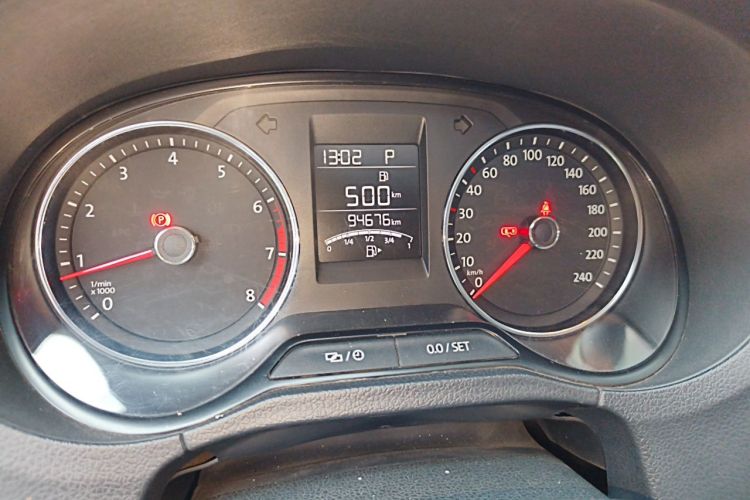 Volkswagen Polo 2016 car image #10