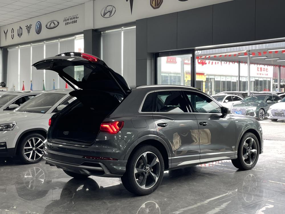 Audi Q3 2023 #6 Audi Q3 2023 car image #6