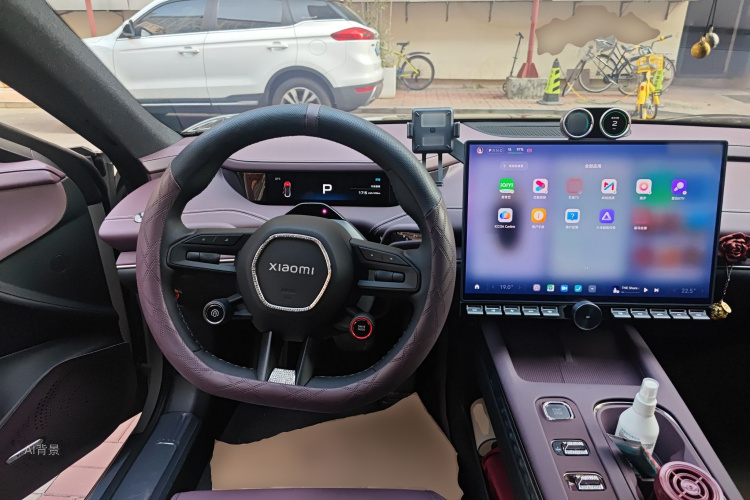 MI SU7 2025 car image #12