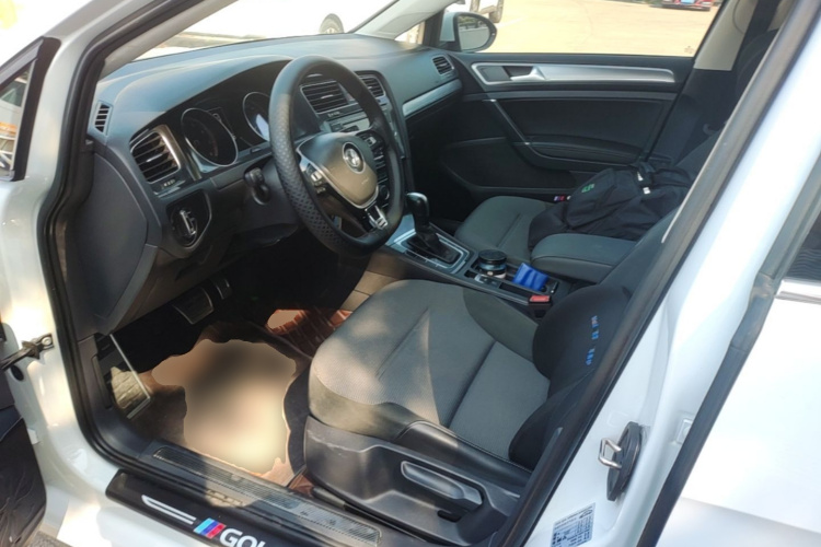 Volkswagen Golf 2018 #15 Volkswagen Golf 2018 car image #15