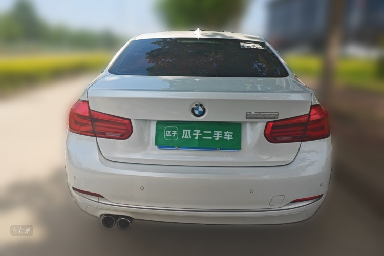 BMW 3 Series 2018 car image #6
