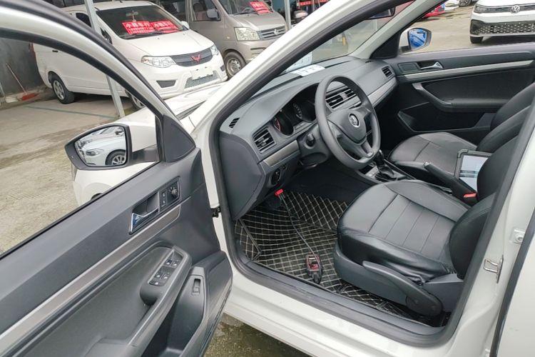 Volkswagen Lavida 2023 car image #16