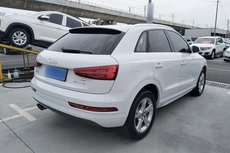Audi Q3 2016 #7 Audi Q3 2016 car image #7
