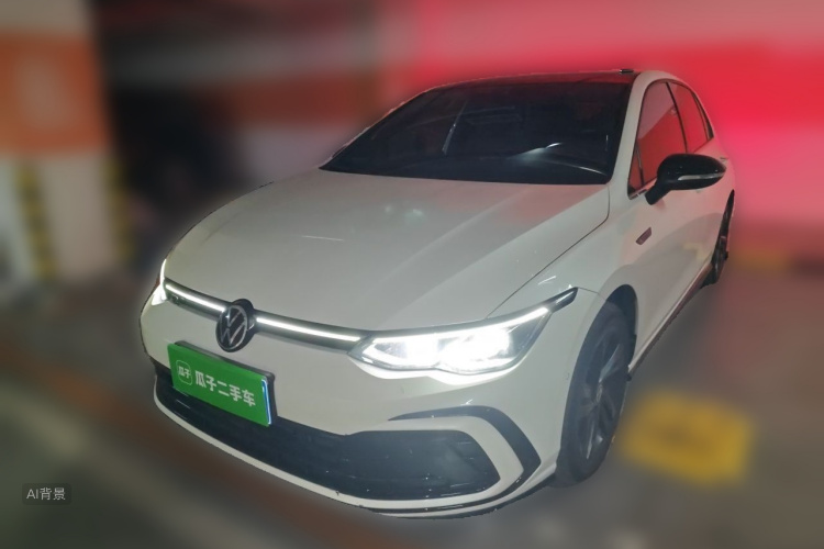 Volkswagen Golf 2022 car image #2