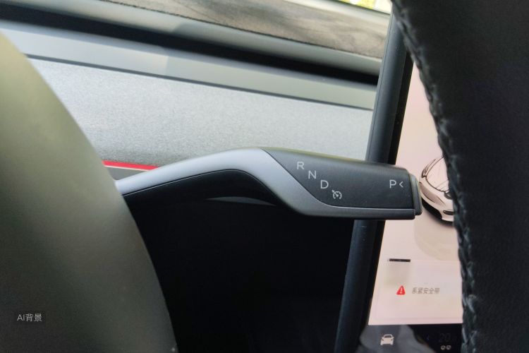 Tesla Model Y 2023 #16 Tesla Model Y 2023 car image #16