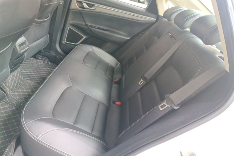 GEELY Emgrand GL 2019 car image #17