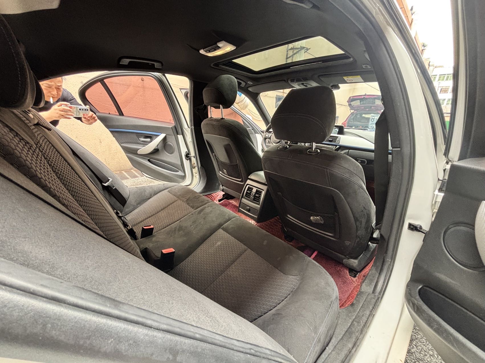 BMW 3 Series 2018 #5 BMW 3 Series 2018 car image #5