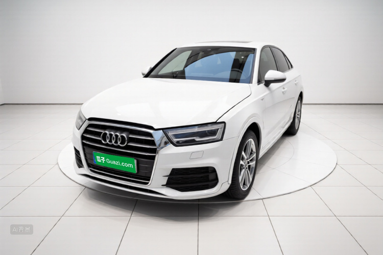 Audi Q3 2018 car image #2