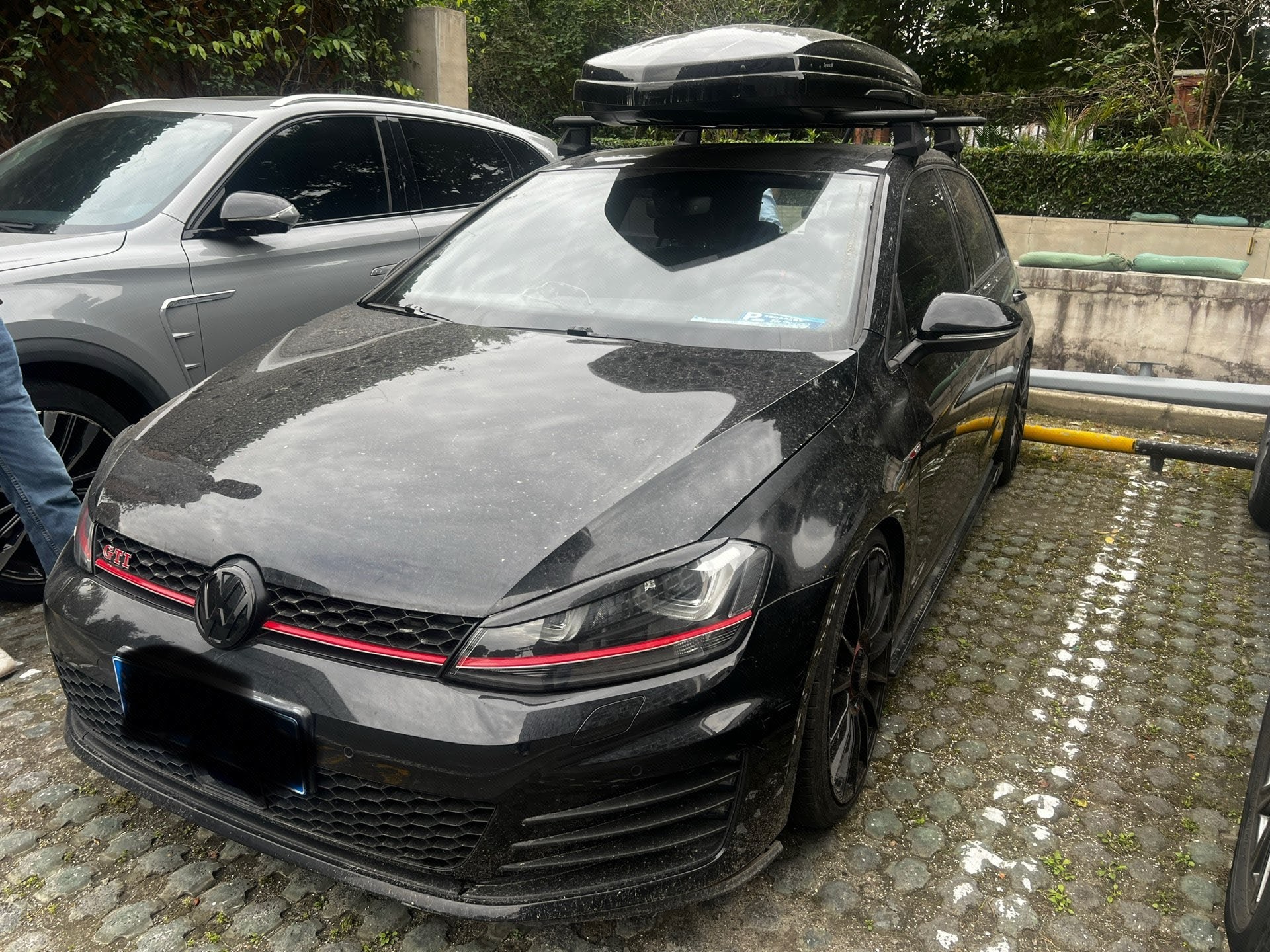 Volkswagen GolfGTI 2016 Volkswagen GolfGTI 2016 car image