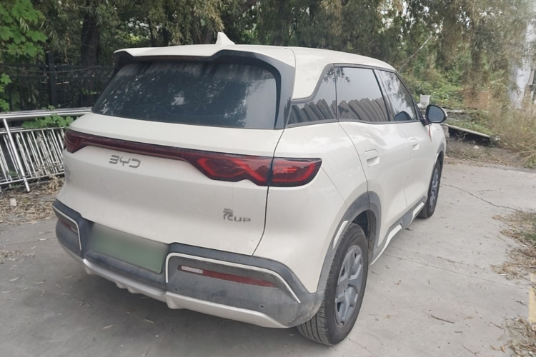 BYD YuanUP 2026 #7 BYD YuanUP 2026 car image #7