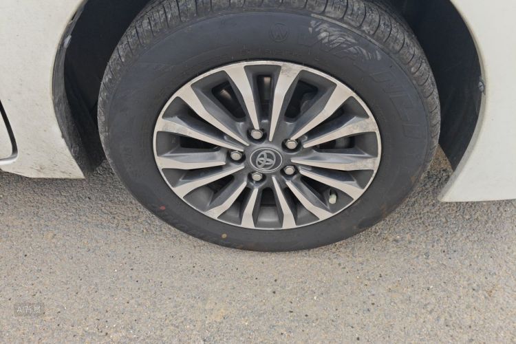 Toyota Corolla 2018 #9 Toyota Corolla 2018 car image #9