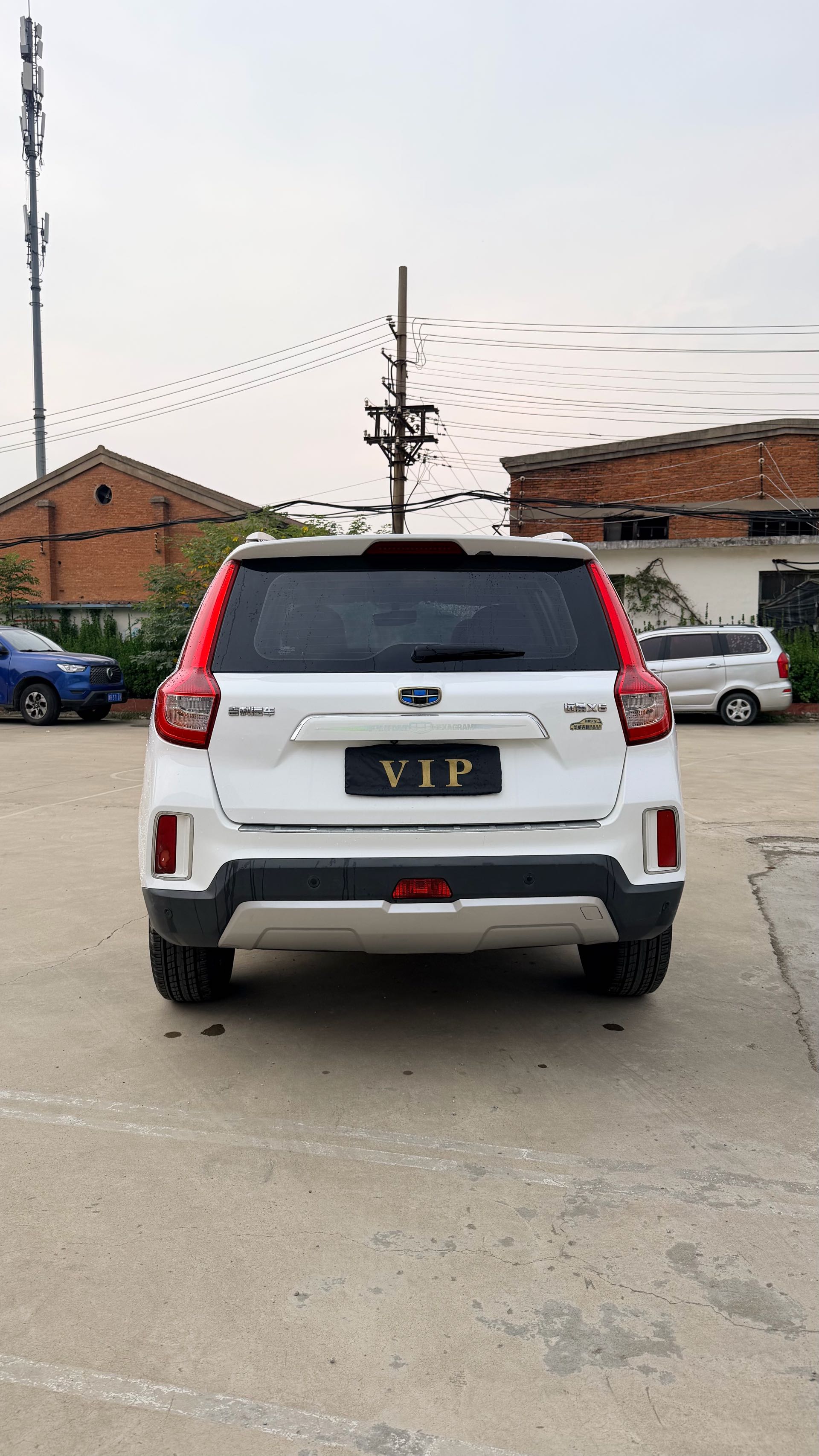 GEELY Vision X6 2017 صورة سيارة #3