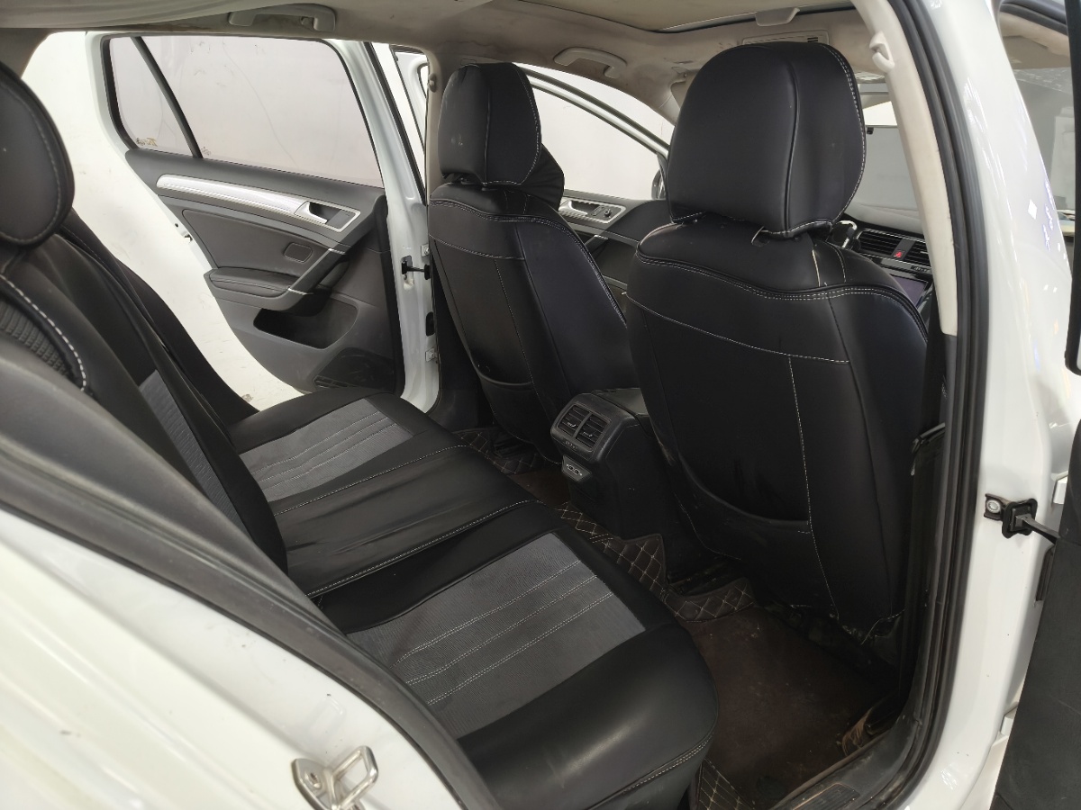 Volkswagen Golf 2019 #11 Volkswagen Golf 2019 car image #11