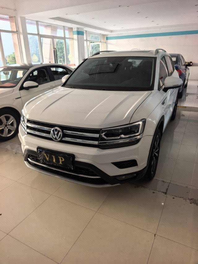 2020 image de voiture 