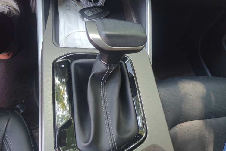 GEELY Emgrand 2023 car image #18