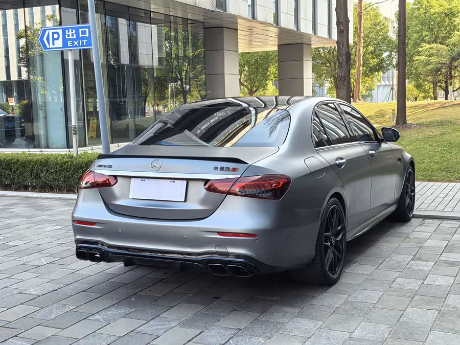 Mercedes-Benz E AMG 2021 صورة سيارة #58